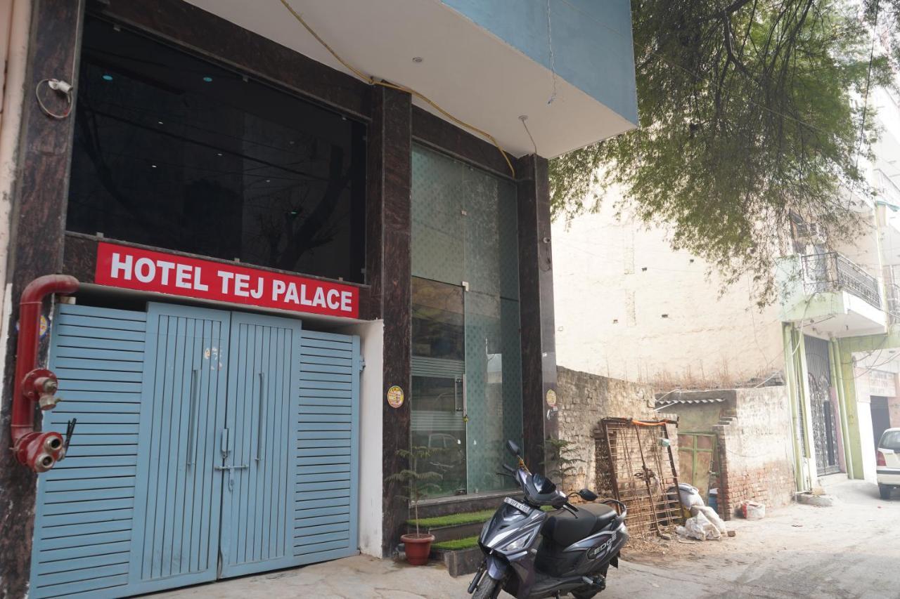 Hotel O Tez Plaza New Delhi Buitenkant foto